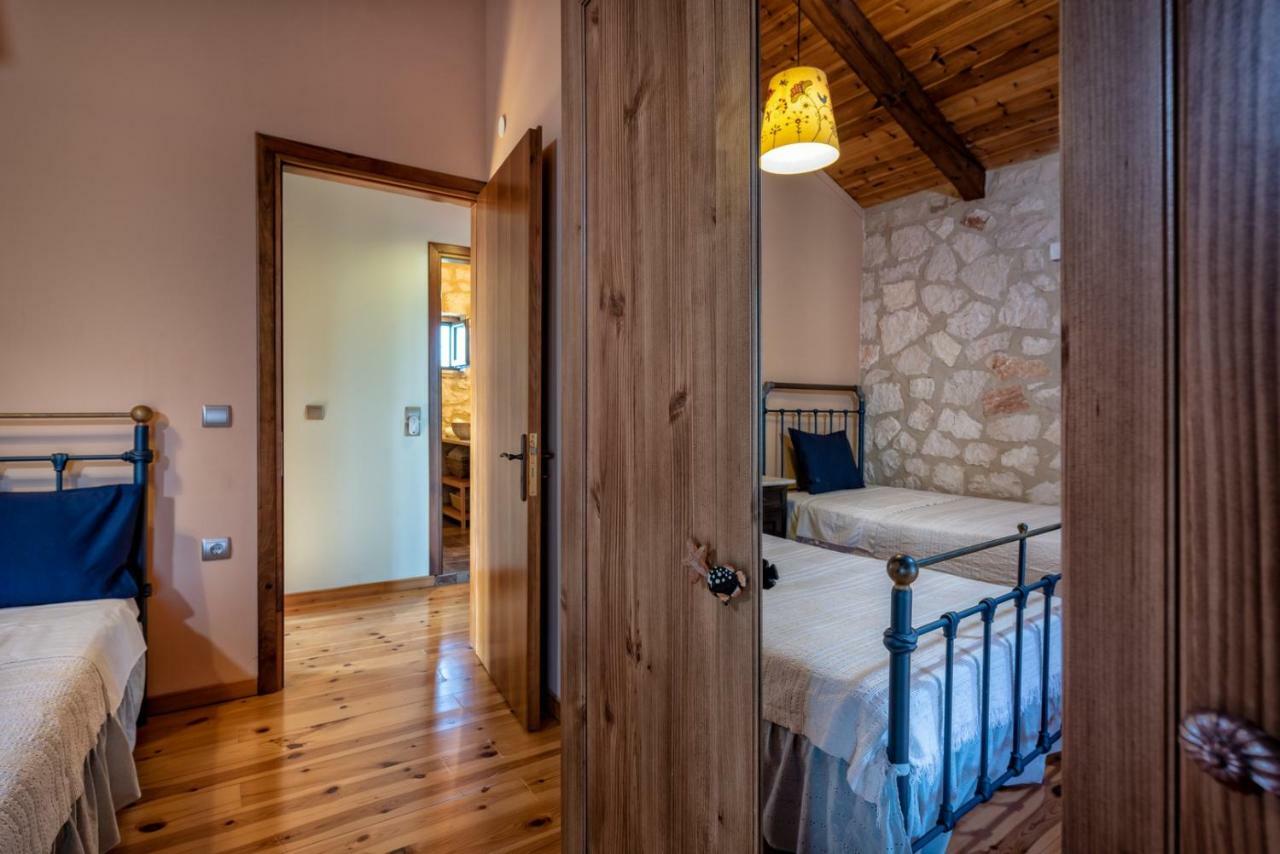 Orfeas Villa Meson Yerakarion Екстер'єр фото